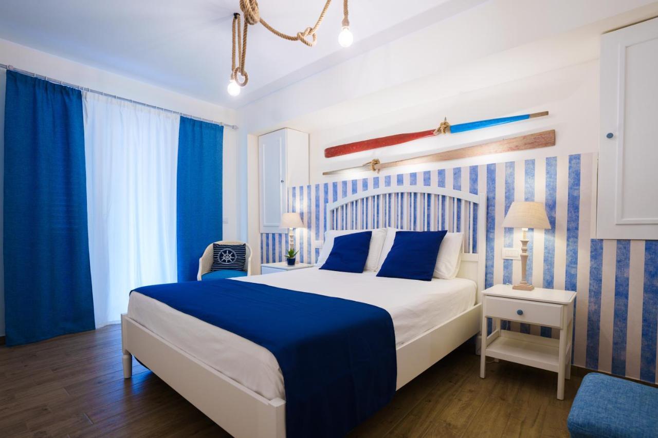 Quattro Torri B&B Santa Teresa Di Riva Exteriör bild