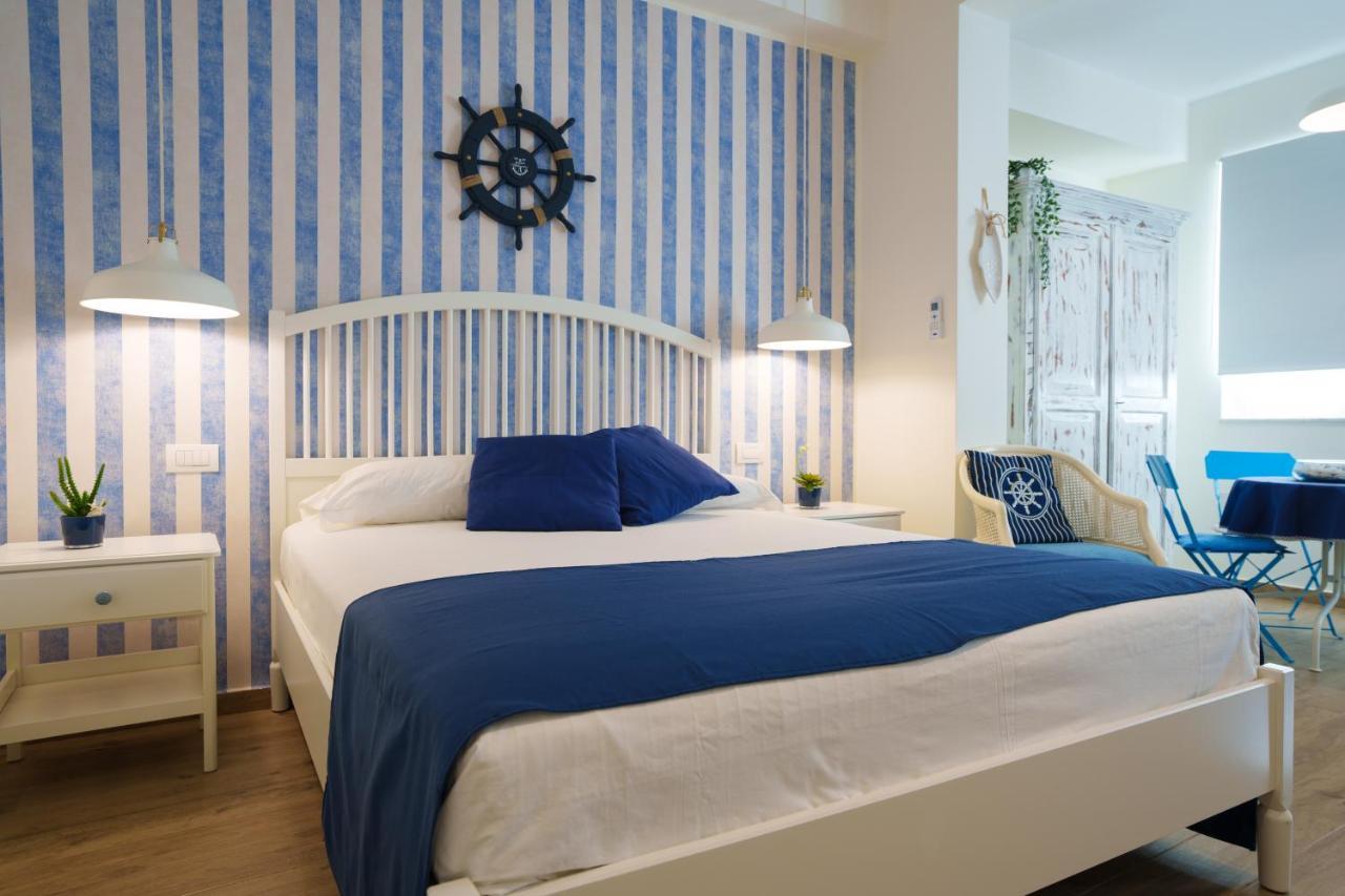 Quattro Torri B&B Santa Teresa Di Riva Exteriör bild